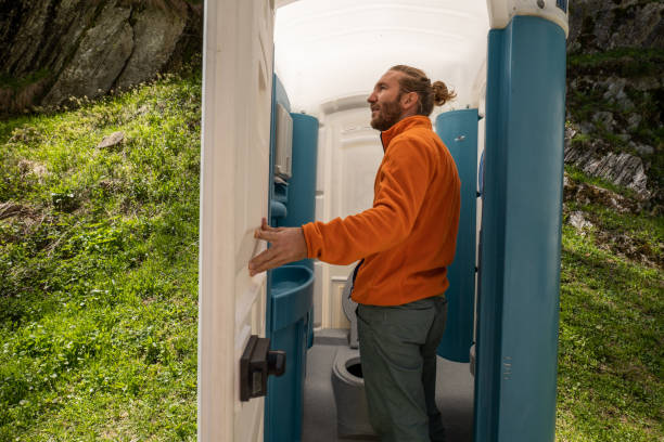 Best Porta potty delivery and setup  in Mcdonald, OH