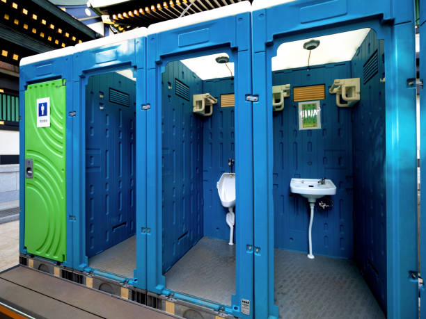 Porta potty rental for outdoor events in Mcdonald, OH